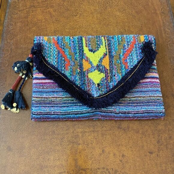Steve Madden PENNIE TRIBAL GEOMETRIC Clutch - Picture 3 of 8